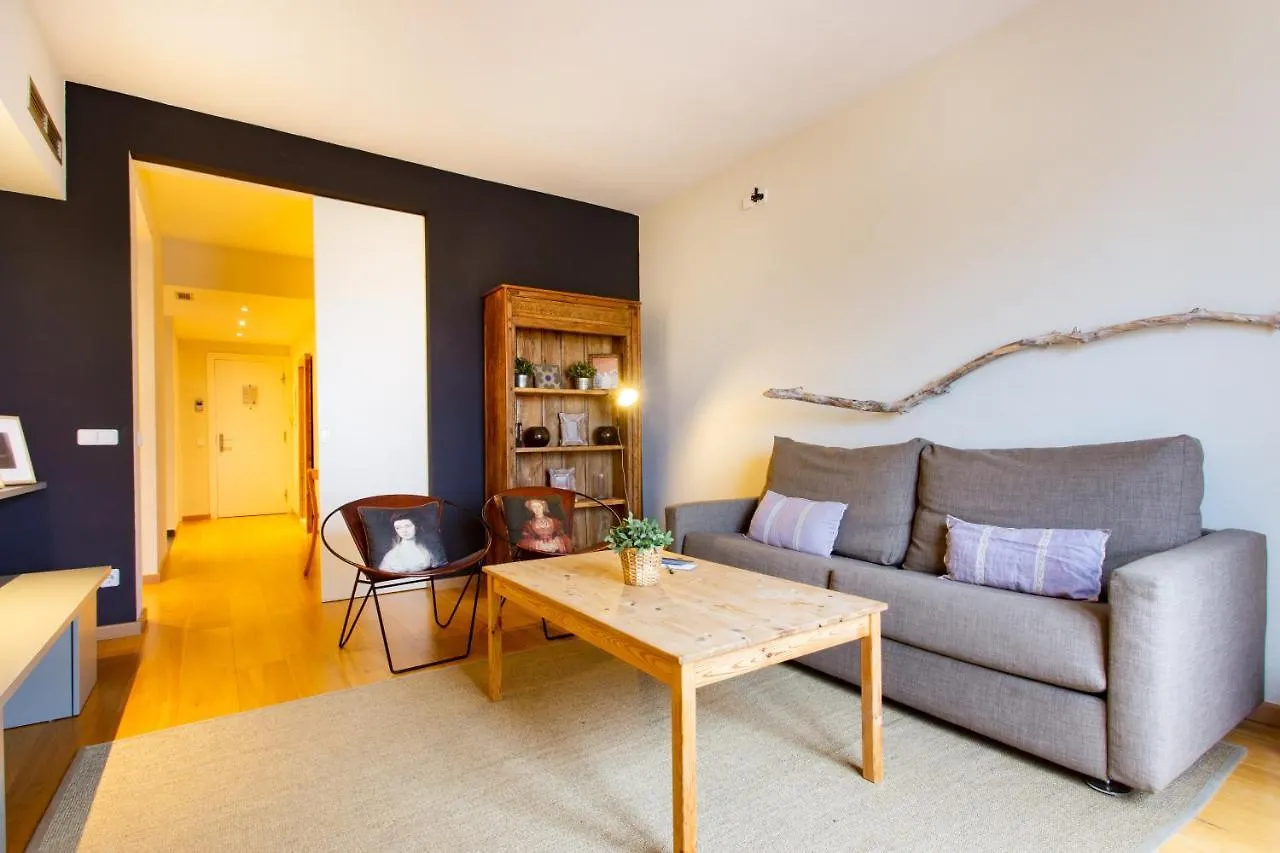 Friendly Rentals Gran Via Barcelona