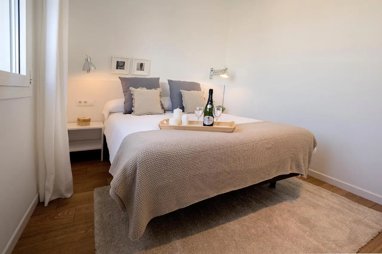 Friendly Rentals Gran Via Barcelona Lägenhet