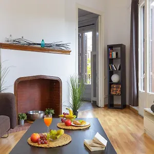 Key Plaza Universidad - Gran Via Apartment