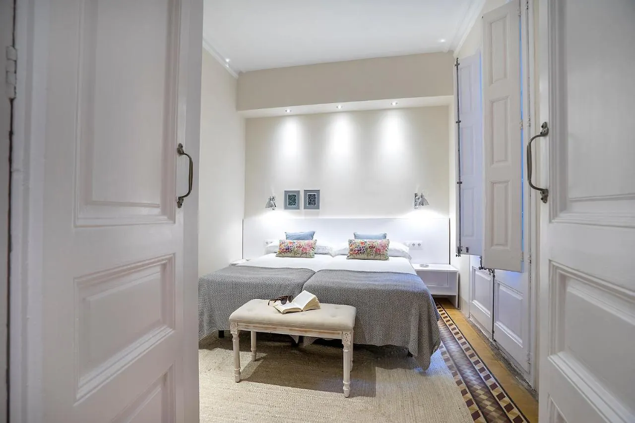 ברצלונה Friendly Rentals Gran Via 0*,